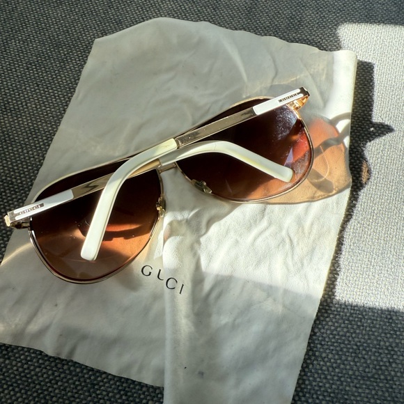 Gucci White Aviator Sunglasses - Picture 8 of 8